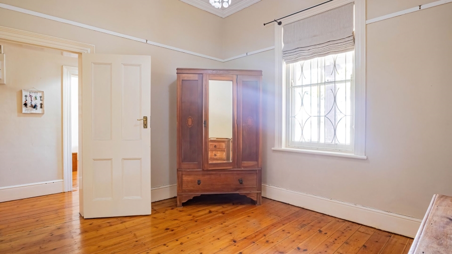 To Let 3 Bedroom Property for Rent in Kenilworth Western Cape